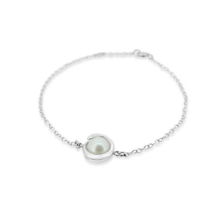 Real White Pearl Sterling Silver One Charm Chain Bracelet for women Maree London Jewellery British Designer