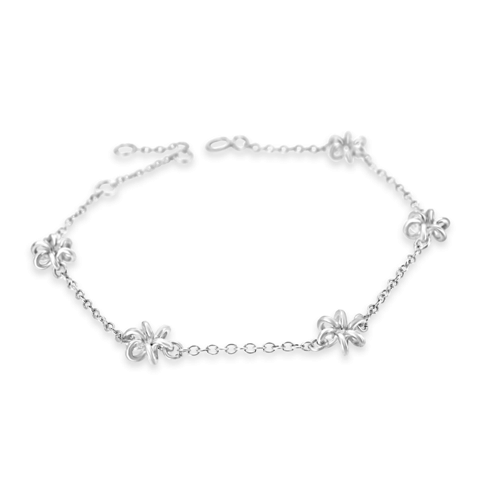 Sterling Silver Daisy Chain Flower Delicate Bracelet Unique Design for women Gifts for her Maree London Jewellery British Designer